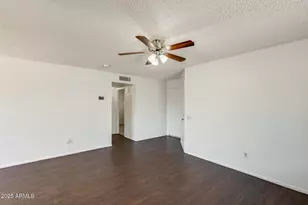 3221 W Mohawk Ln, Phoenix, AZ 85027 - Photo 11