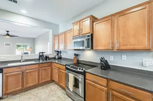 550 E Goldmine Ln, San Tan Valley, AZ 85140 - Photo 3