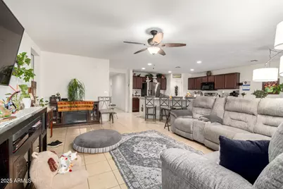 6910 S 75th Drive, Laveen, AZ 85339 - Photo 9