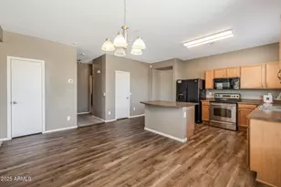 3148 W Maldonado Rd, Phoenix, AZ 85041 - Photo 11