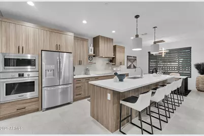 168 E Hearne Way, Gilbert, AZ 85234 - Photo 1