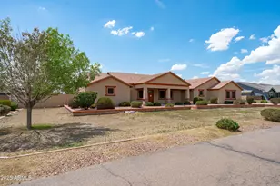 2704 S 199th Ave, Buckeye, AZ 85326 - Photo 3