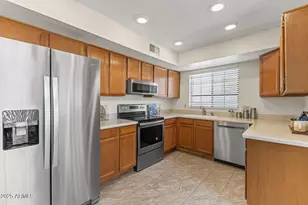 15805 N 37th Ln, Phoenix, AZ 85053 - Photo 5