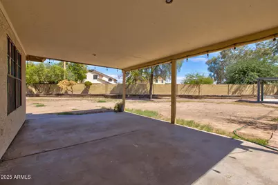 15805 N 37th Lane, Phoenix, AZ 85053 - Photo 17