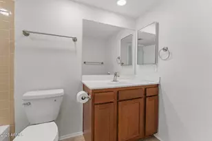 15805 N 37th Ln, Phoenix, AZ 85053 - Photo 11