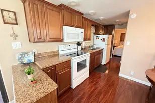 258 Beryl Dr, Apache Junction, AZ 85119 - Photo 5