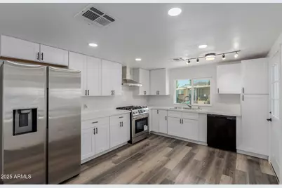 2050 W Dunlap Avenue #D52, Phoenix, AZ 85021 - Photo 11