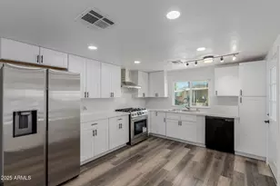 2050 W Dunlap Ave, Phoenix, AZ 85021 - Photo 11