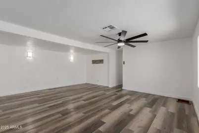 2050 W Dunlap Avenue #D52, Phoenix, AZ 85021 - Photo 7