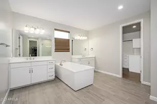 21307 N 59th Ter, Phoenix, AZ 85054 - Photo 47