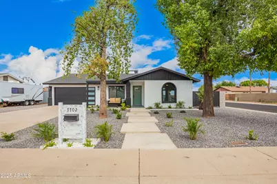 7702 W Glenrosa Avenue, Phoenix, AZ 85033 - Photo 1