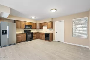 1121 W Halstead Dr, Phoenix, AZ 85023 - Photo 5