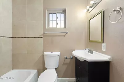 1121 W Halstead Drive, Phoenix, AZ 85023 - Photo 17