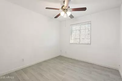 1121 W Halstead Drive, Phoenix, AZ 85023 - Photo 15