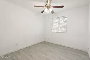 1121 W Halstead Dr, Phoenix, AZ 85023 - Photo 15