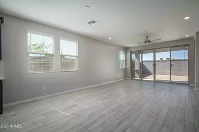 15800 W Georgia Drive, Surprise, AZ 85379 - Photo 9