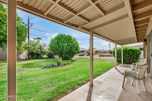 10535 W Clair Dr, Sun City, AZ 85351 - Photo 5