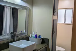 7300 N 51st Ave, Glendale, AZ 85301 - Photo 9