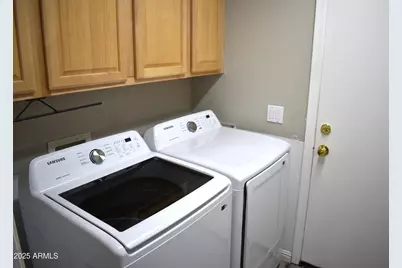 21838 N 34th Avenue, Phoenix, AZ 85027 - Photo 9