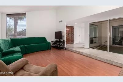 5016 W Ruth Avenue, Glendale, AZ 85302 - Photo 9