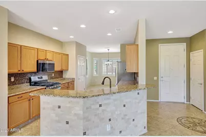 16348 W Badger Pass Lane, Surprise, AZ 85387 - Photo 11