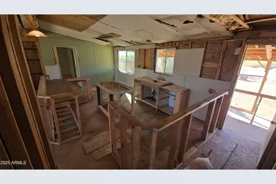 26700 S Grandview Drive, Congress, AZ 85332 - Photo 17