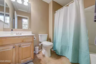 754 N Laguna Dr, Gilbert, AZ 85233 - Photo 13