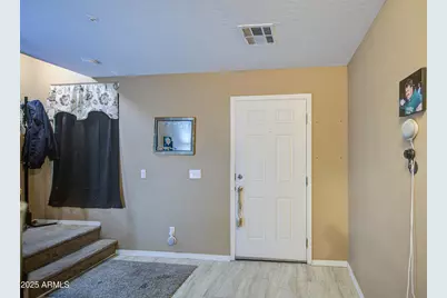 754 N Laguna Drive, Gilbert, AZ 85233 - Photo 5