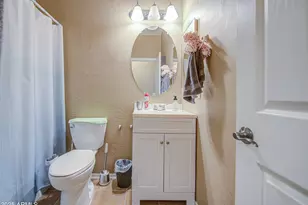 754 N Laguna Dr, Gilbert, AZ 85233 - Photo 15