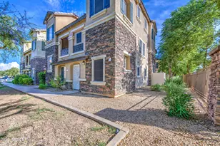 754 N Laguna Dr, Gilbert, AZ 85233 - Photo 29