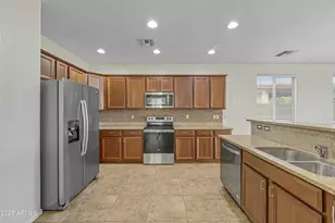 42468 W Palmyra Ct, Maricopa, AZ 85138 - Photo 5