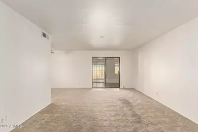 470 W Rosal Avenue, Apache Junction, AZ 85120 - Photo 3