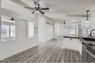 2938 E Tonto Lane, Phoenix, AZ 85050 - Photo 9