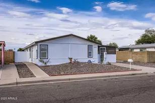 2938 E Tonto Ln, Phoenix, AZ 85050 - Photo 27