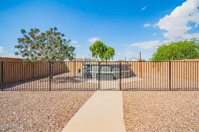18960 N Toledo Avenue, Maricopa, AZ 85138 - Photo 27