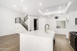 4301 N 21st St, Phoenix, AZ 85016 - Photo 11