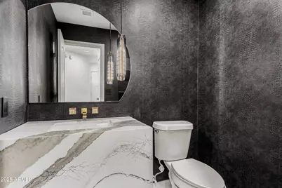 4301 N 21st Street #19, Phoenix, AZ 85016 - Photo 13