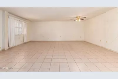 12248 N 105th Avenue, Sun City, AZ 85351 - Photo 11