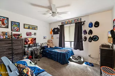 1910 E Sandra Terrace, Phoenix, AZ 85022 - Photo 17