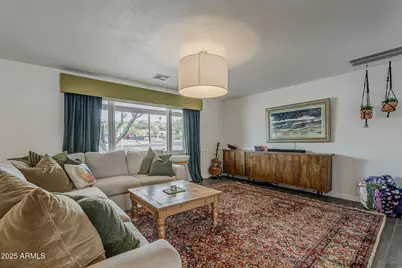 2151 E Aurelius Avenue, Phoenix, AZ 85020 - Photo 11