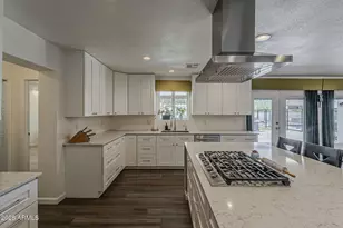 2151 E Aurelius Ave, Phoenix, AZ 85020 - Photo 9