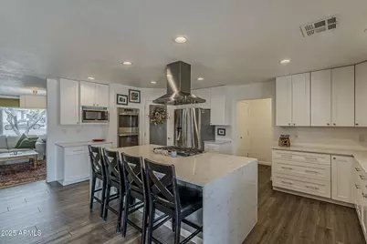 2151 E Aurelius Avenue, Phoenix, AZ 85020 - Photo 7