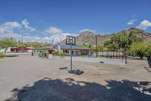 2151 E Aurelius Ave, Phoenix, AZ 85020 - Photo 41