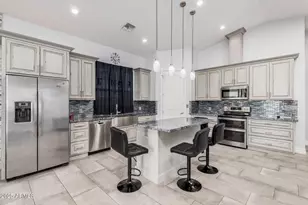 2058 W Dobbins Rd, Phoenix, AZ 85041 - Photo 9