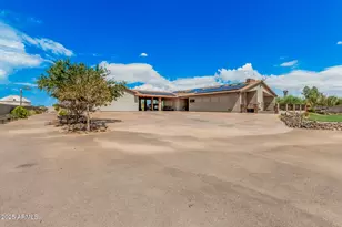 2058 W Dobbins Rd, Phoenix, AZ 85041 - Photo 27