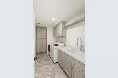 4030 E Fairmount Avenue, Phoenix, AZ 85018 - Photo 15