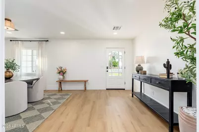 4030 E Fairmount Avenue, Phoenix, AZ 85018 - Photo 5