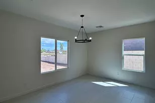 8610 W Monaco Blvd, Arizona City, AZ 85123 - Photo 11
