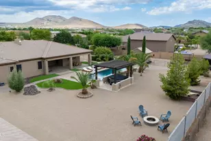 806 W Desert Ranch Rd, Phoenix, AZ 85086 - Photo 13