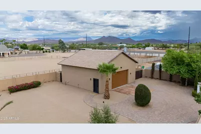 806 W Desert Ranch Road, Phoenix, AZ 85086 - Photo 3